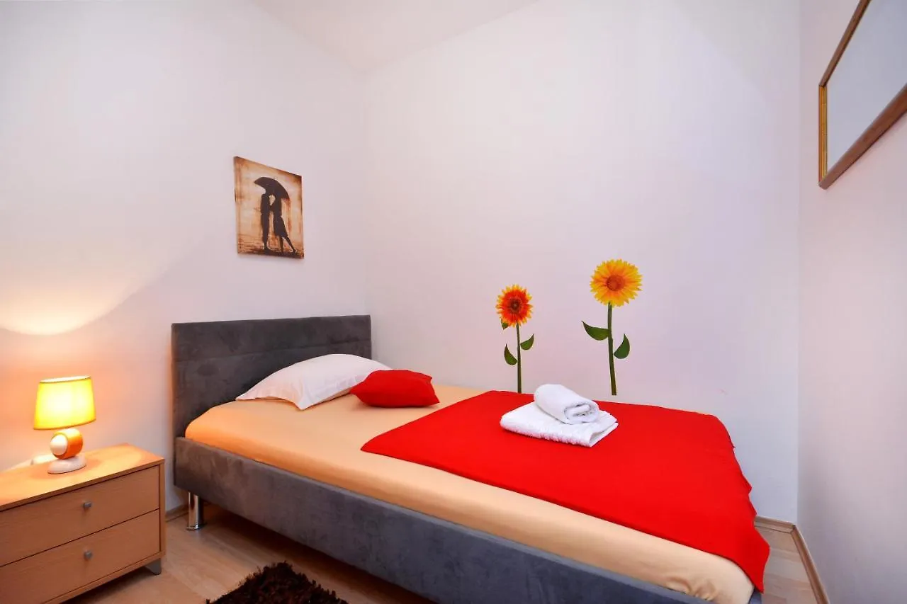 Apartment Dijana 3 Split 0*,  Croatia